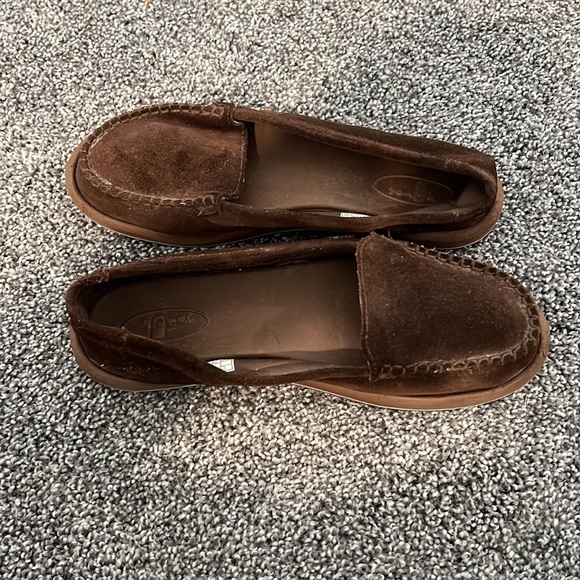 Womens Sanuk brand slip ons size 7 brown suede - Picture 11 of 11